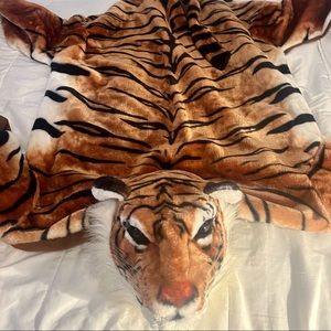 Kids Plush Tiger Rug or Throw Blanket